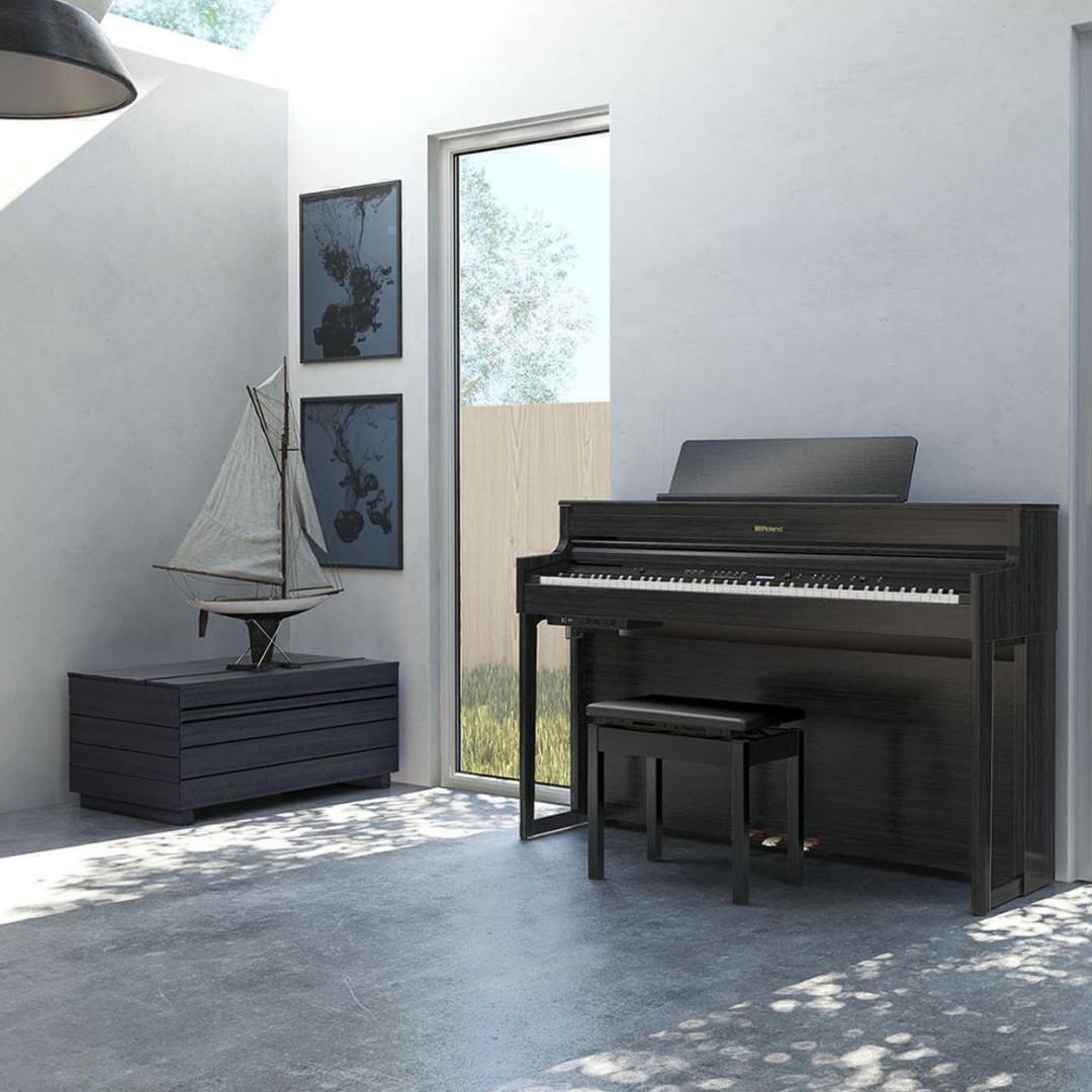 پیانو رولند HP702